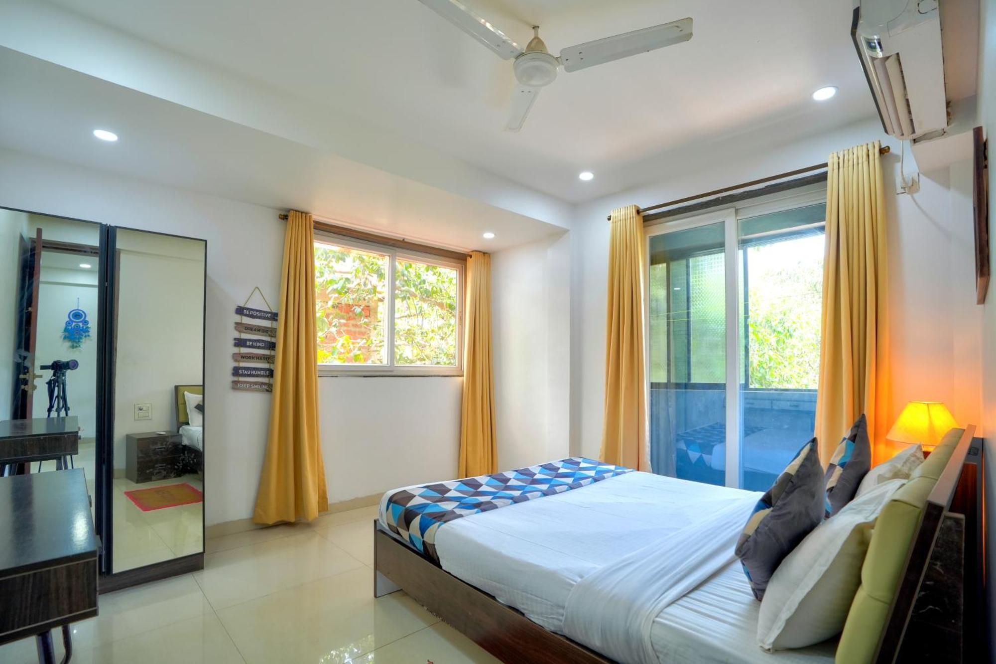 Luxurious Nirvana Apartments Вагатор Экстерьер фото