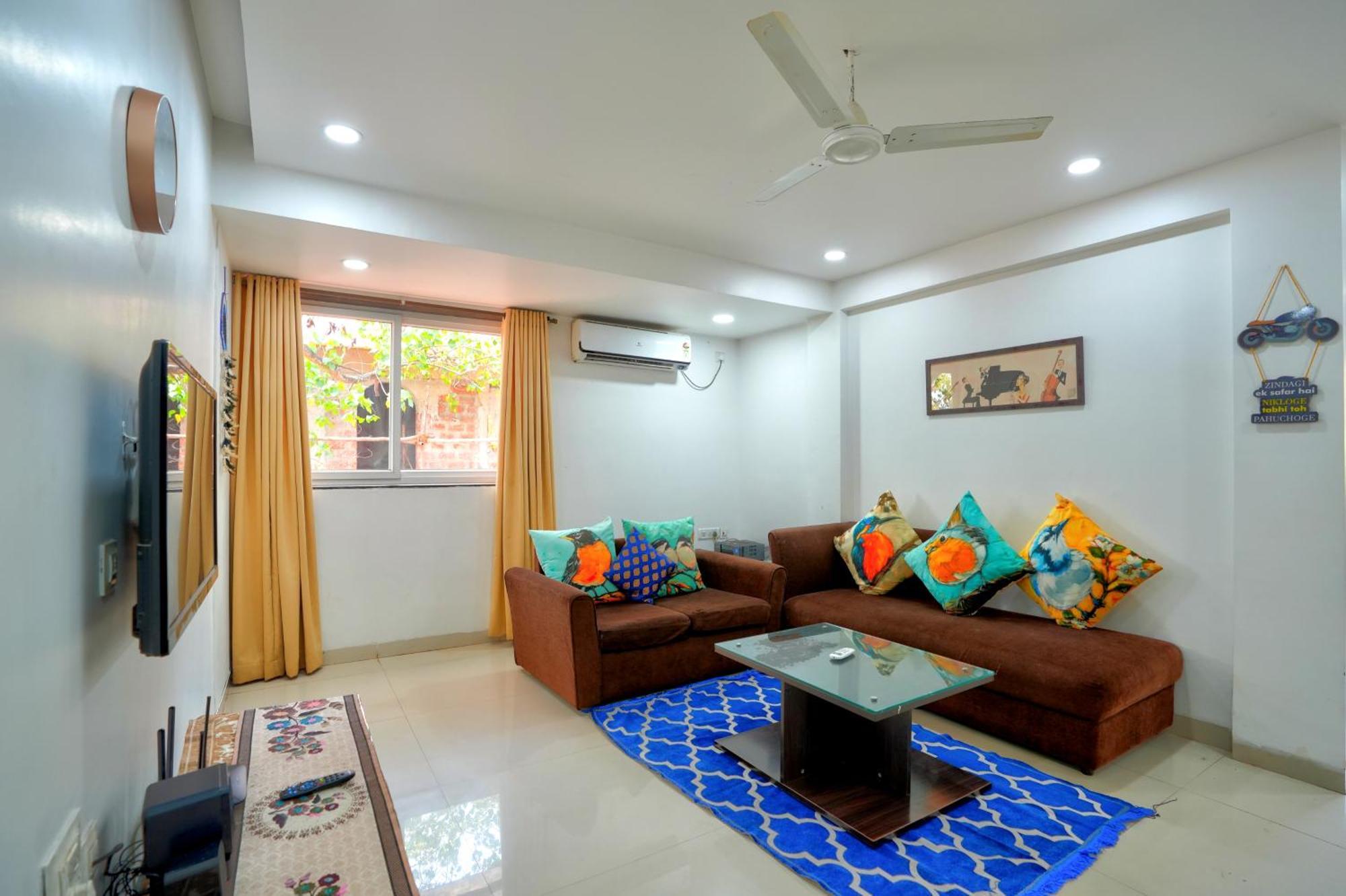 Luxurious Nirvana Apartments Вагатор Экстерьер фото